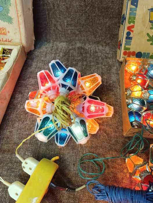 Радянська новорічна електрична гірлянда СССР прикраса новорічна ялинка