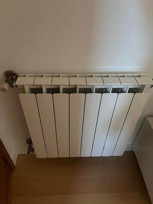 Máquina de pellets e radiadores