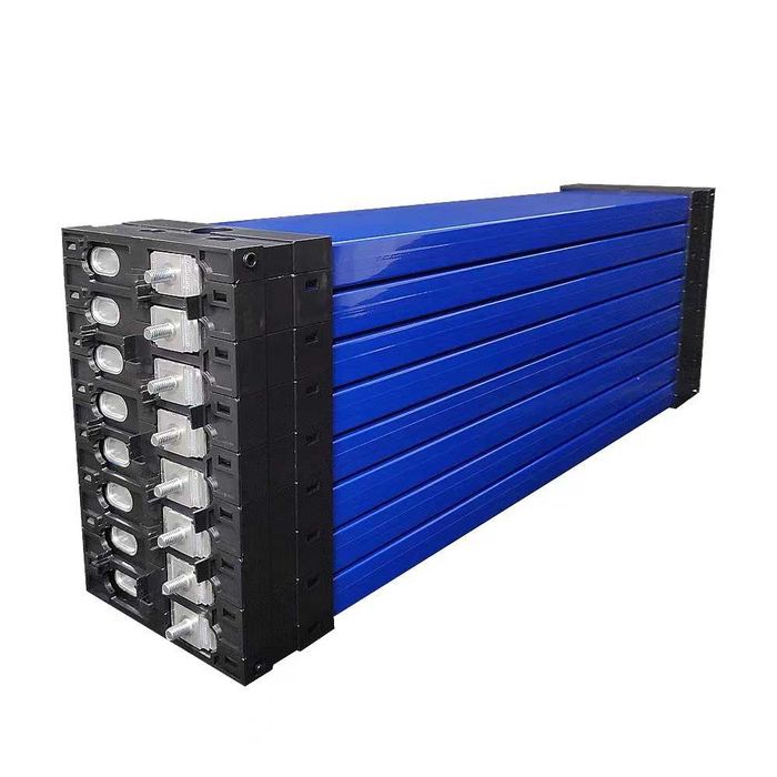 Лезвійні акумулятори LiFePO LFP 200Ah (Blade) для РЕБ або робоплатформ