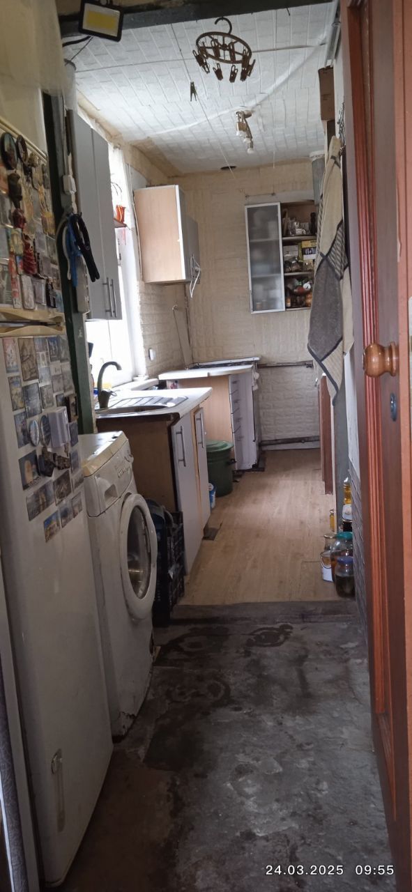 Продам 1/2 дома Артёмовка