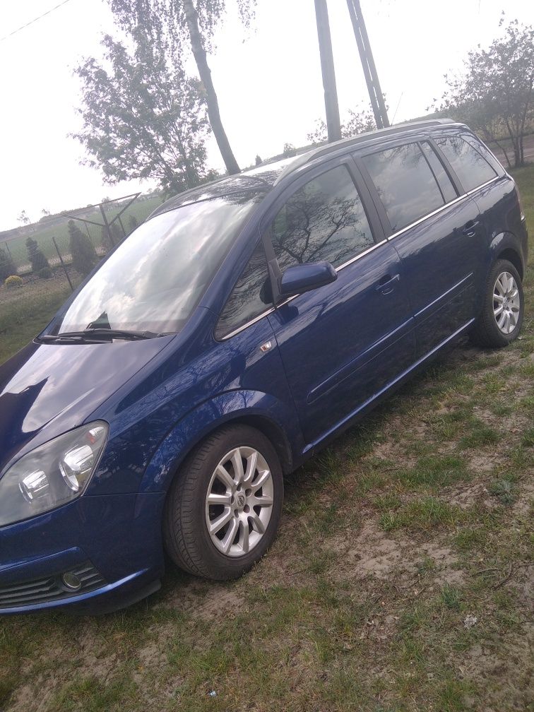 Opel Zafira 1.8, 2006r.