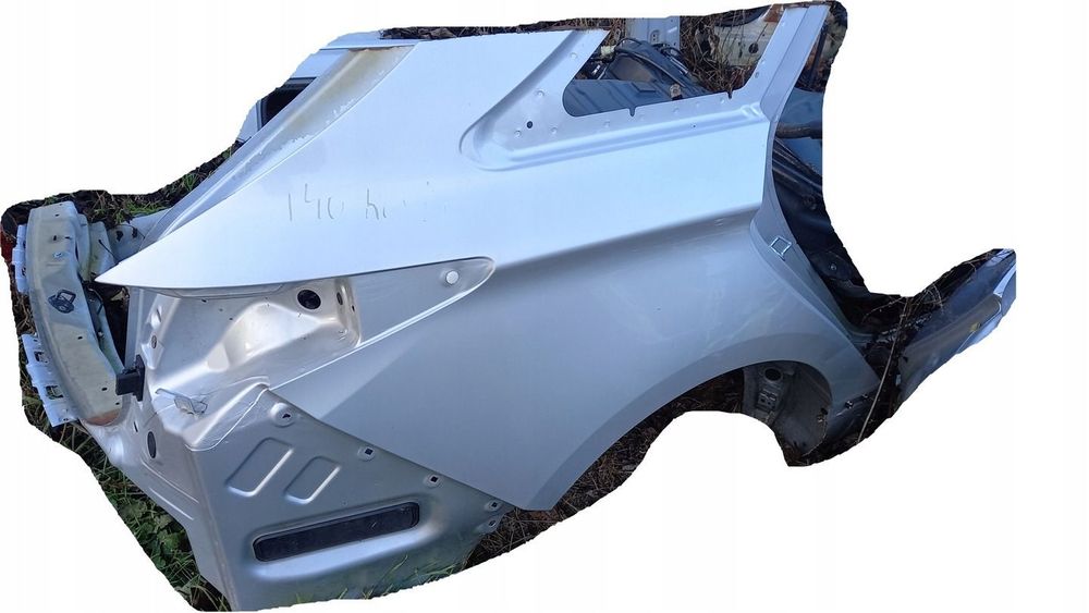 HYUNDAI i40 kombi prawy tył ĆWIARTKA TYŁ TYLNA PRAWA srebrna