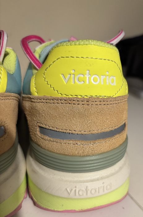 Vendo ténis Victoria