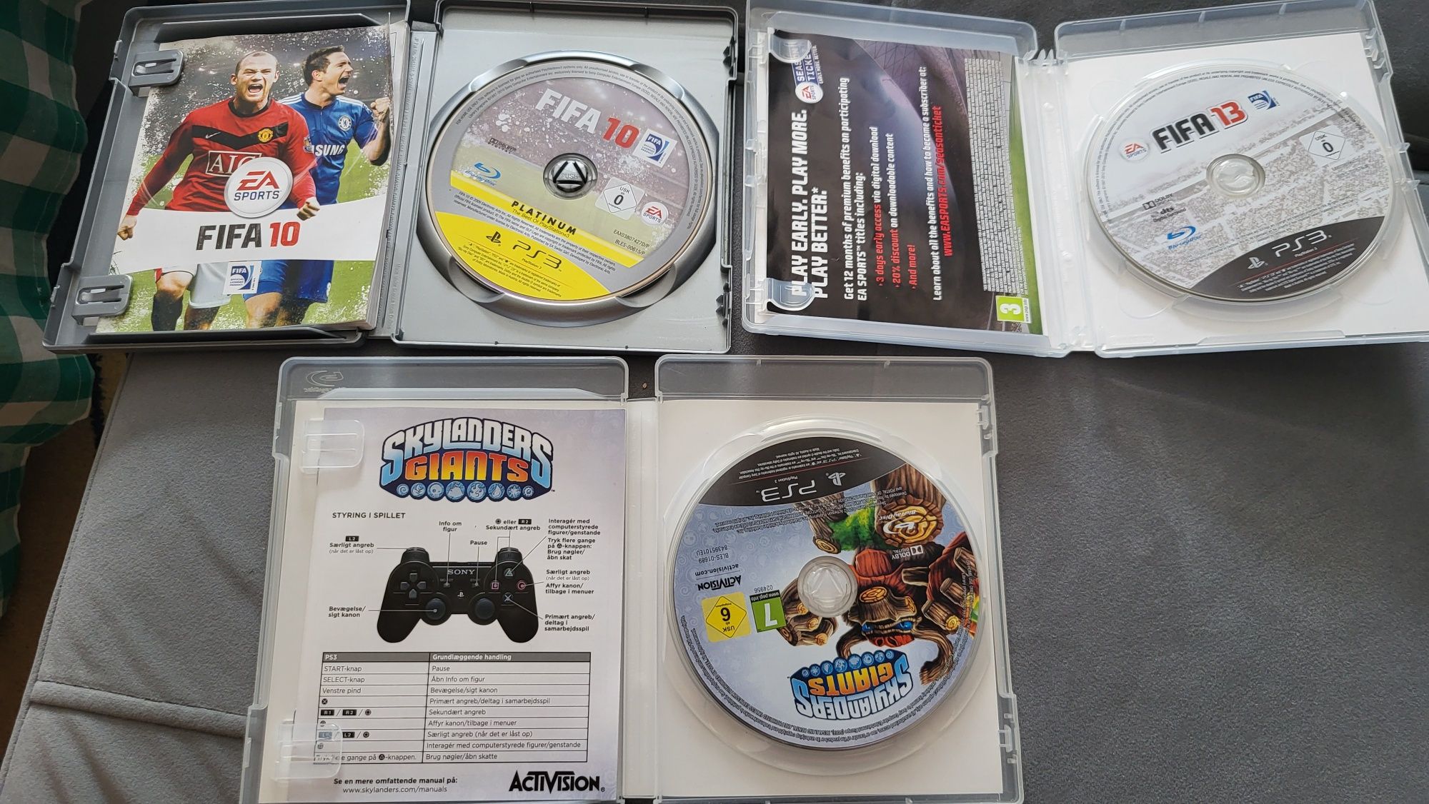 Ps3 zestaw gier fifa skylanders inne