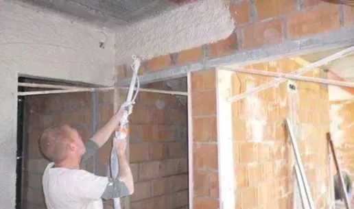 Tynki maszynowe, wylewki, poddasza, elewacje