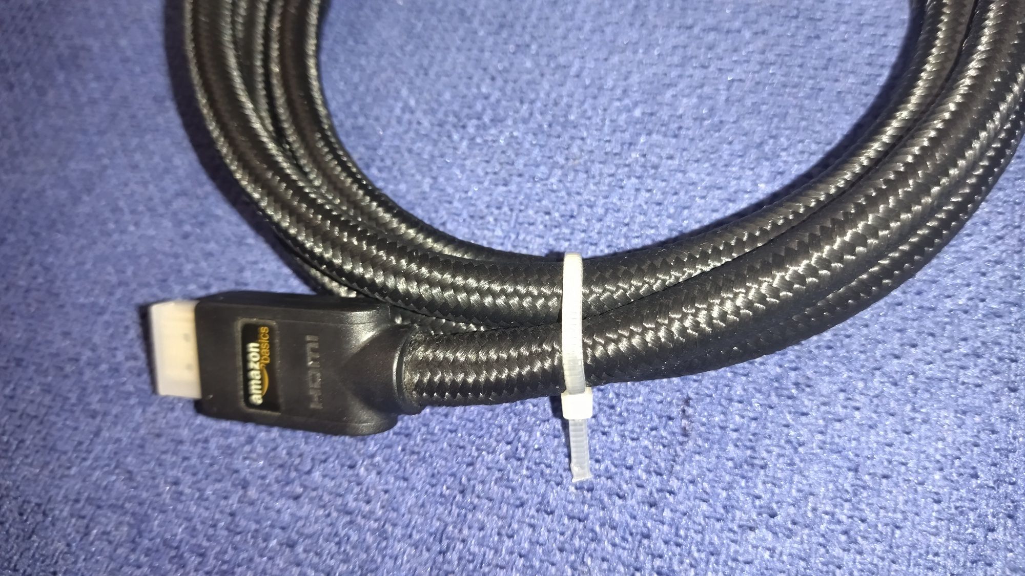 HDMI Amazon Basics - 2метра