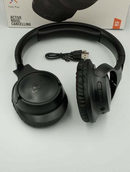 Безпровідні навушники JBL Tune 760 BT Black