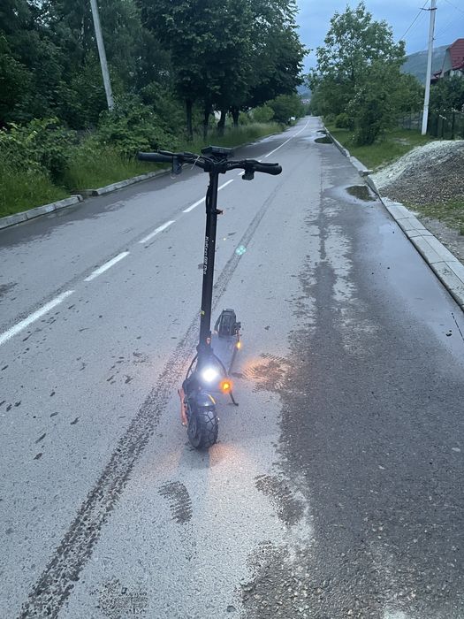 Продам терміново Kukirin g2 pro 2025