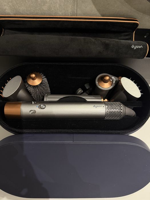 Стайлер Dyson airwrap complete long.В подарок Чехол и расческа