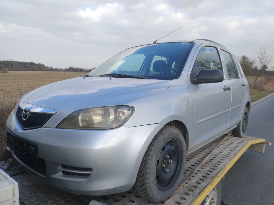 Mazda 2 DY 1.4 D,1.2,1.4B 2005r Srebrna,12R Części Wysyłka