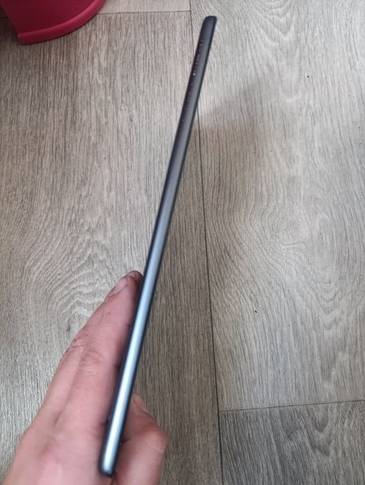 Планшет Samsung tab A T-510 3/64