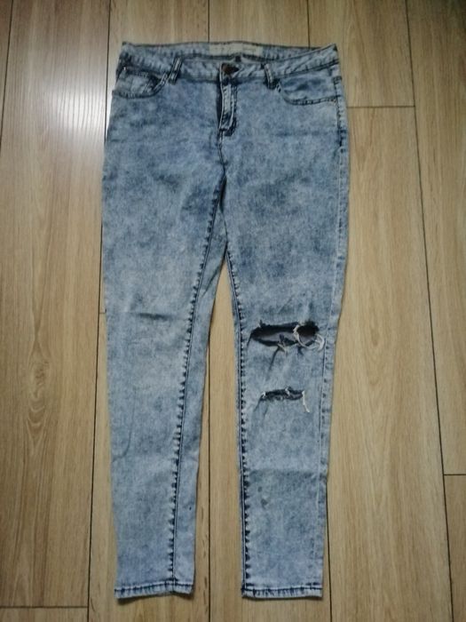Spodnie jeansy L/40/12 Denim z dziurami