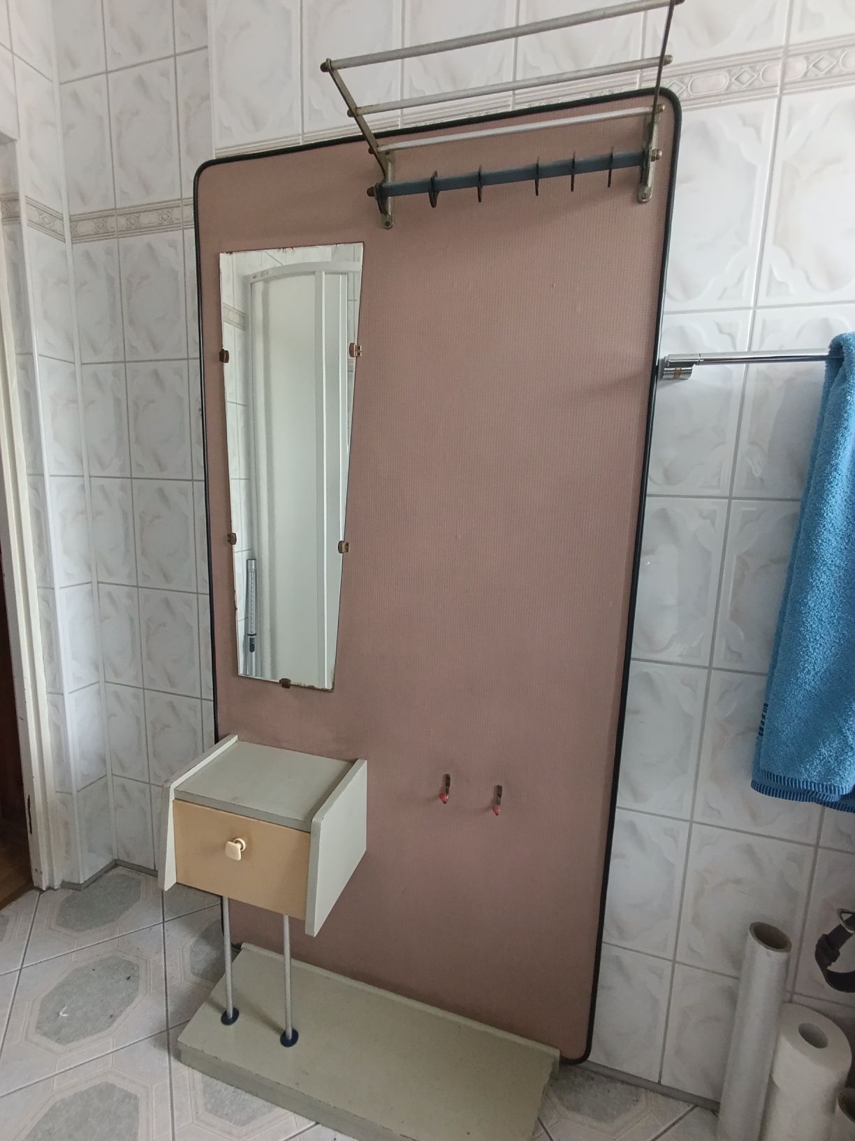 Szafka do przedpokoju PRL