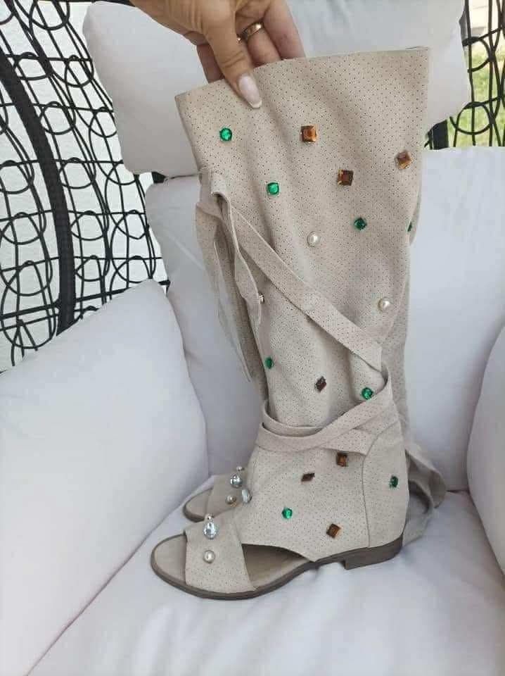 Eleganckie kozaki na koturnie letnie naturalna skóra