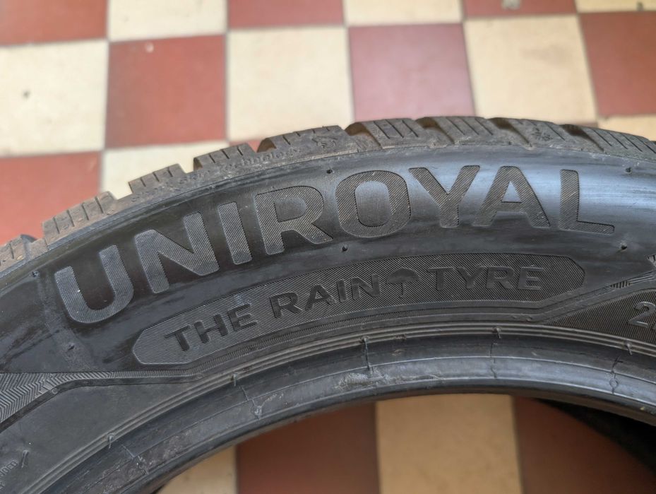 Uniroyal Winterexpert 215/55R17 98V XL #116