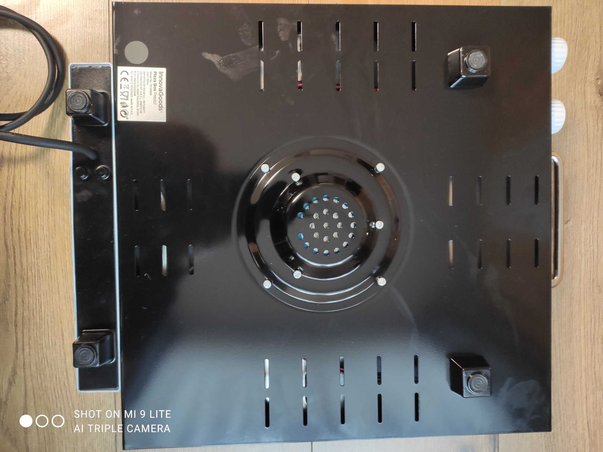 Elektryczna blacha do pieczenia pizzy InnovaGood