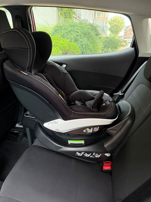 BESAFE iZi TWIST fotelik samochodowy obrotowy 61-105 cm | Black Cab