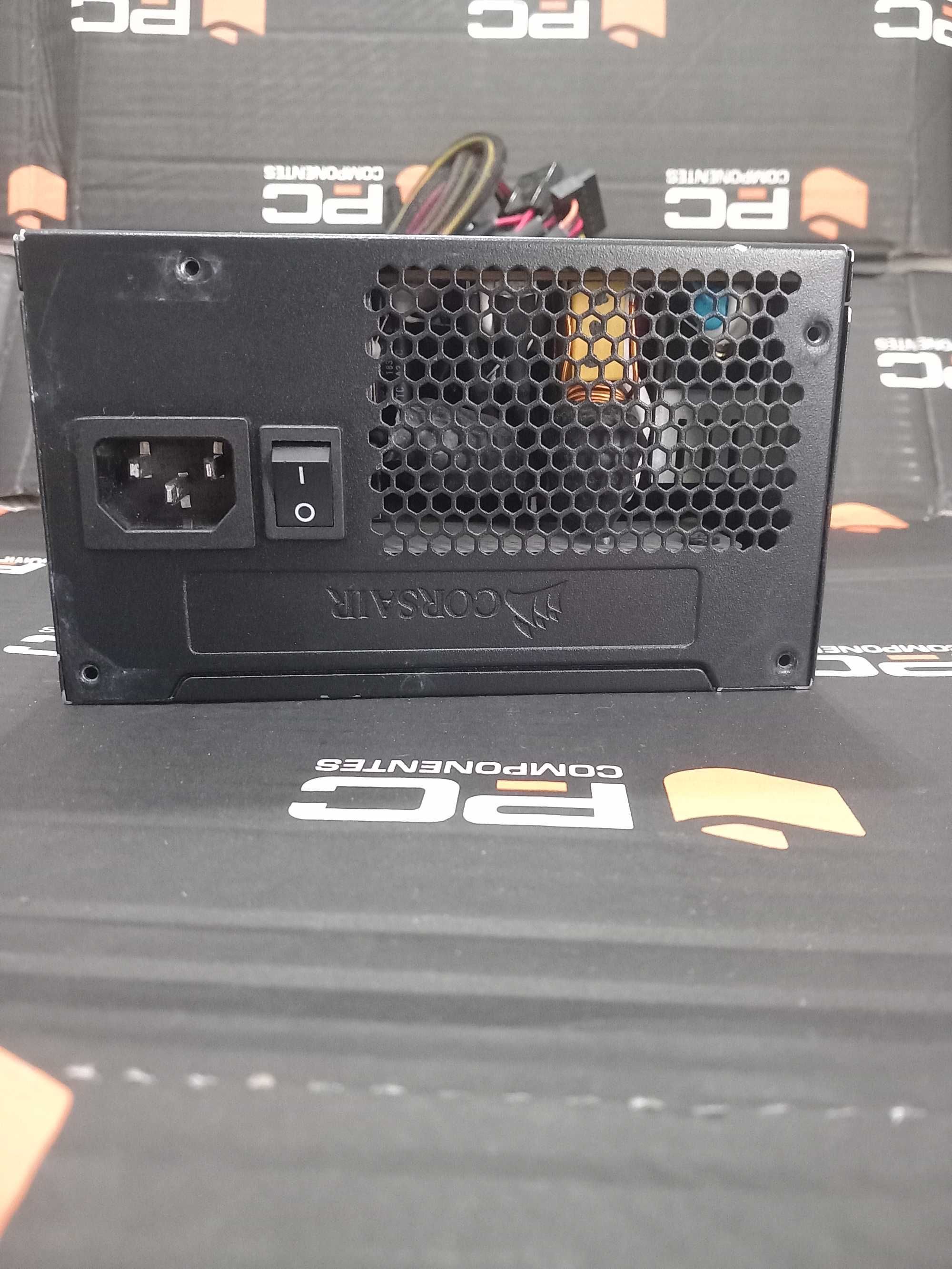 Fonte de alimentação Corsair VS650W