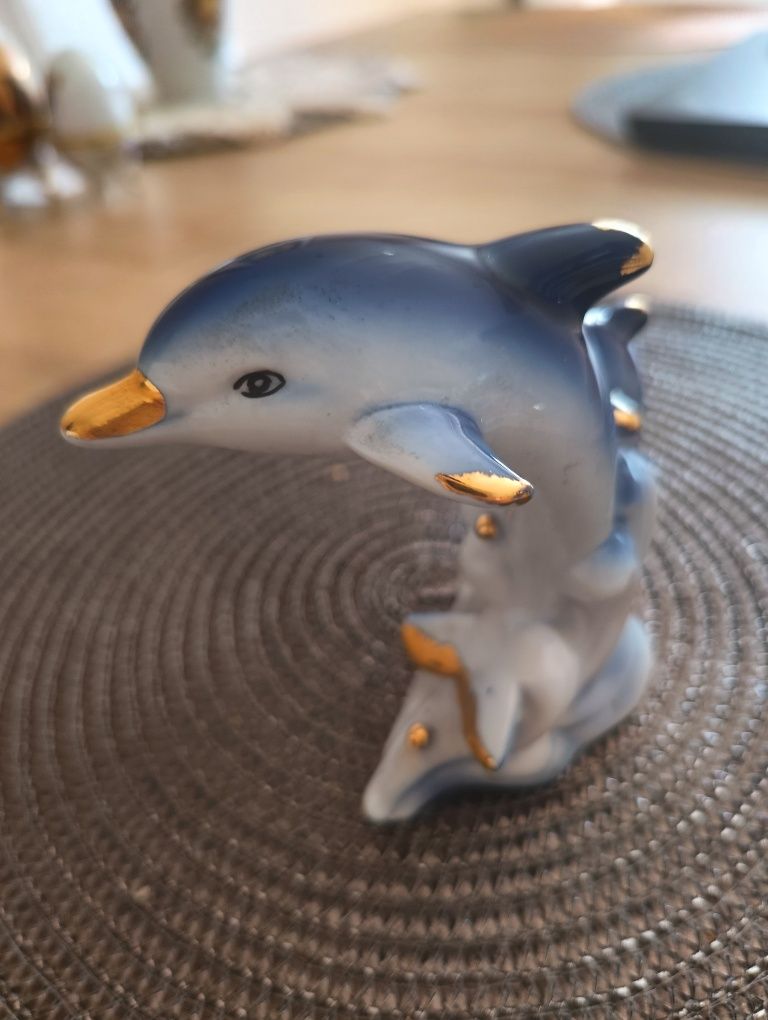 Sprzedam figurkę porcelanową delfiny