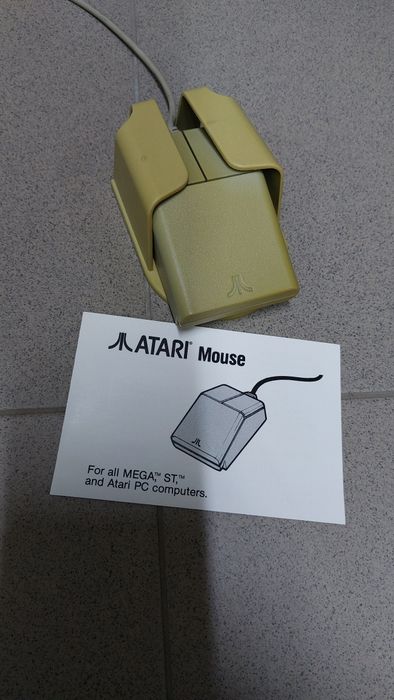 Komputer Atari 1040 STf  kompletny zestaw + C-LAB ALPHA NOTATOR i inne