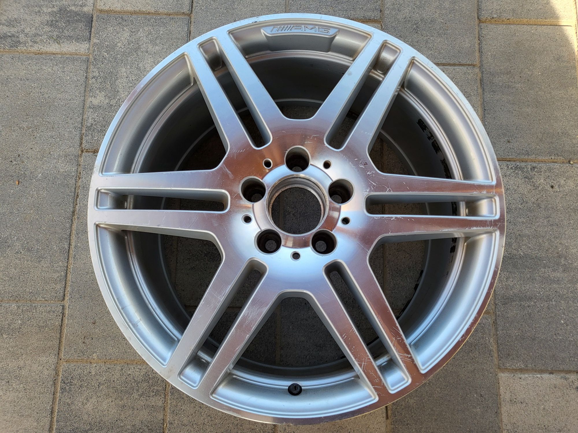 Felga aluminiowa alu mercedes w212 e klasa amg 18  9JX18 et54