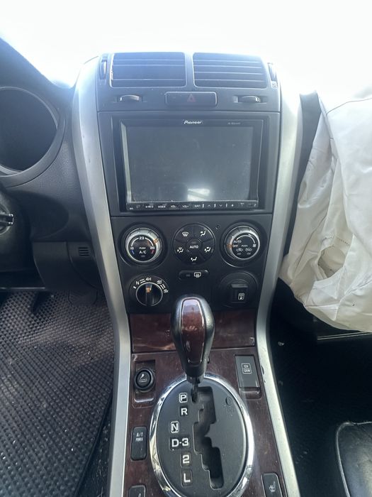 Suzuki Grand Vitara 2.0 gaz4