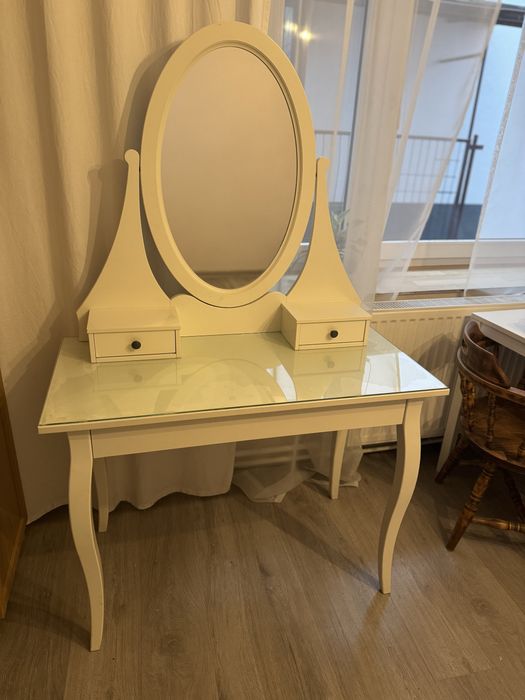 Toaletka IKEA Hemnes