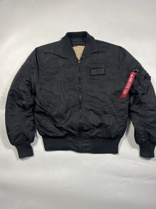 Утеплений бомбер Alpha Industries