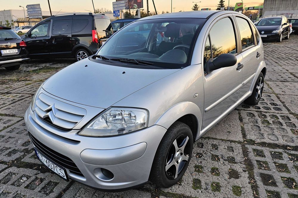 CITROEN C3 2009 rok 1,4 benzyna 74 kM  KLIMA 186200 km ZAREJESTROWANY