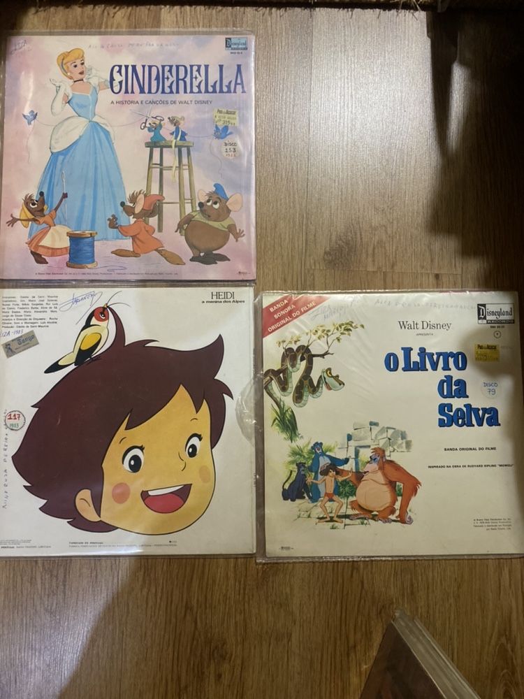 3 discos vinil: Cinderela - Heidi - O livro da Selva