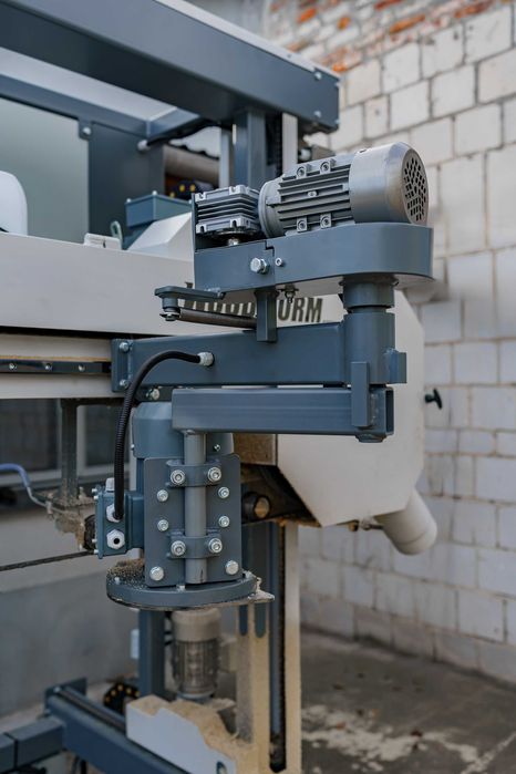 Trak Taśmowy z Pełną Hydrauliką. Korowarka,ISP,Pulpit Stacjonarny.