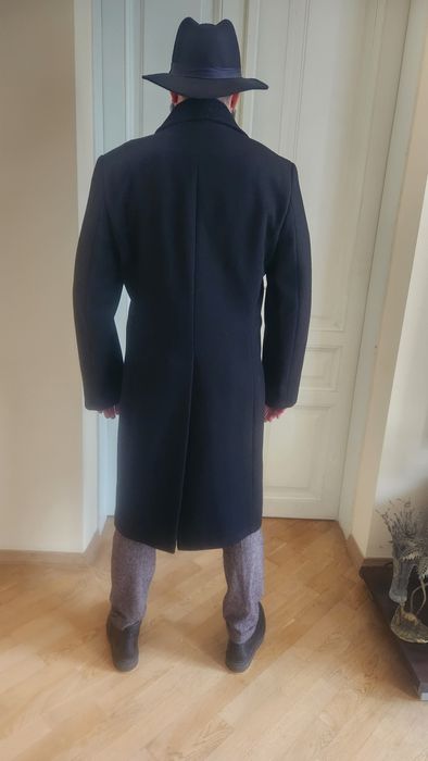 Продається чоловіче двухбортне пальто  BIKKEMBERGS