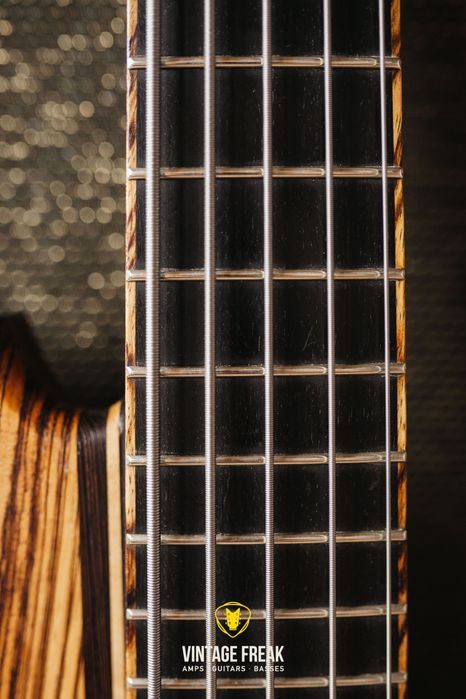 Lutnicza Gitara Basowa Krzysztof Kania