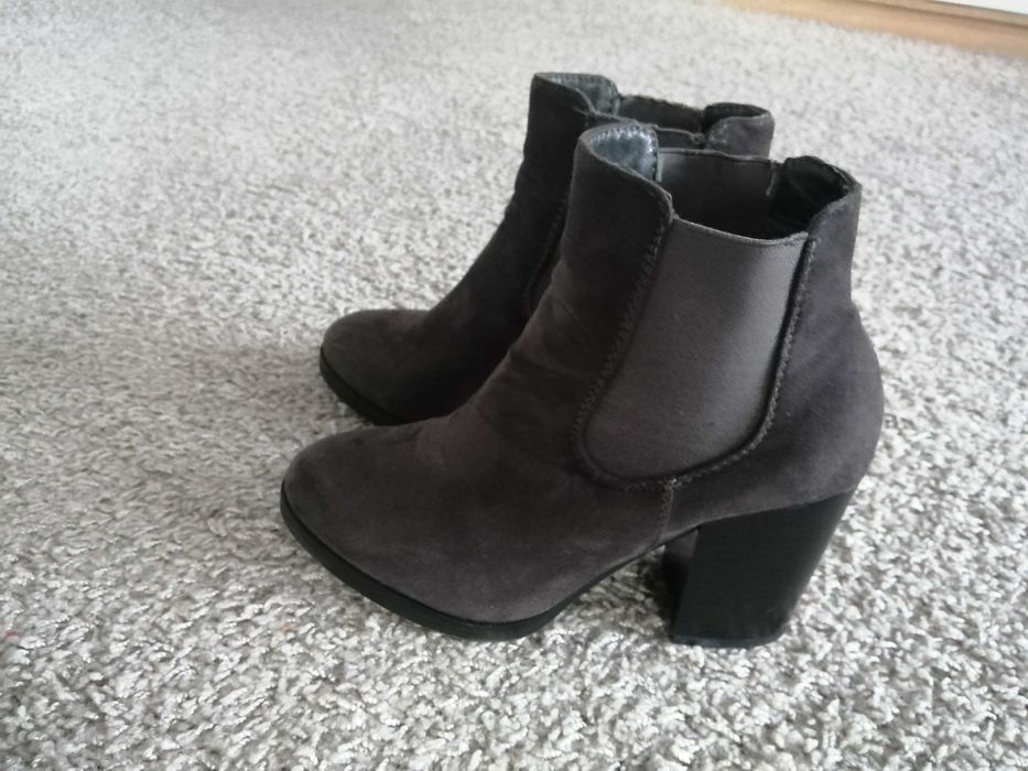 Botki szare słupek 37