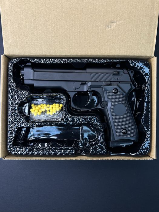 Пістолет Беретта М92FS Cyma ZM18 Original іграшка