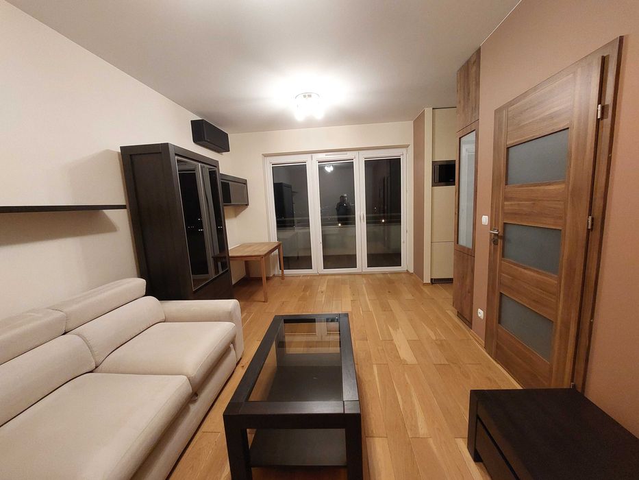 Wynajmiemy nasze ukochane mieszkanie 45m2 z garażem (od grudnia)