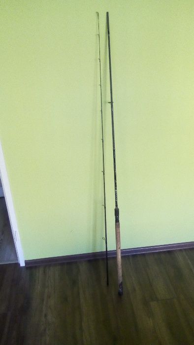 mikado nihonto 300 cw 5-25 + woblery 10cm/14gr -7szt