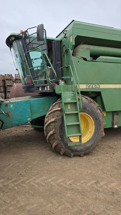 Комбайн зернозбиральний ДЖОН ДІР 2264, JOHN DEERE 2264, 2000 р.в.