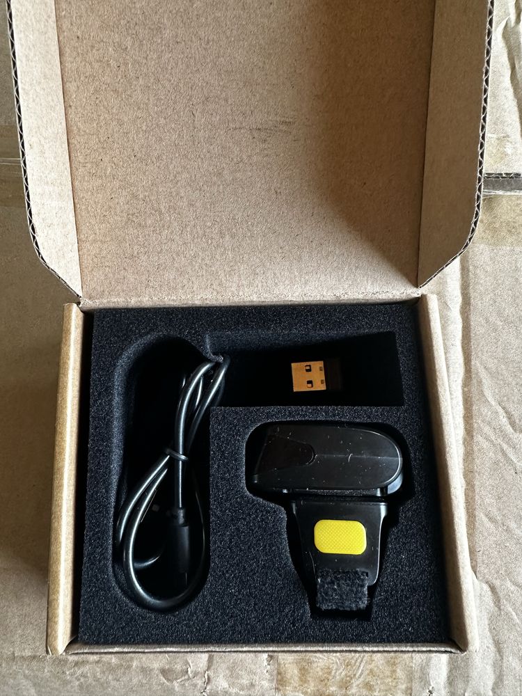 сканер для штрих-коду 1D Alacrity Ring Barcode Scanner на пальці