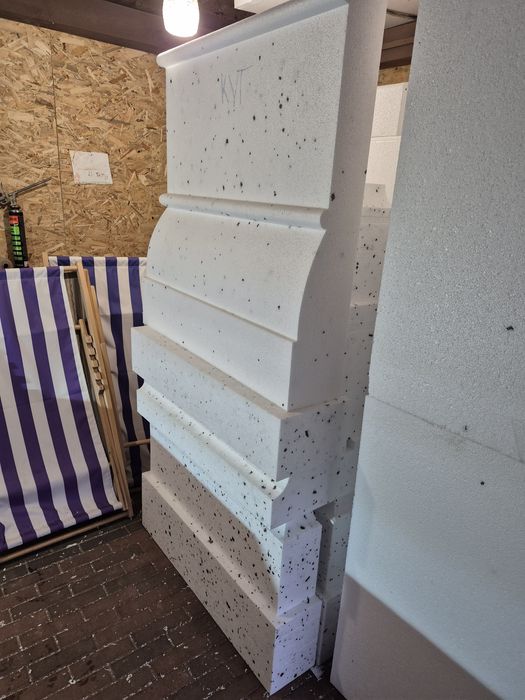 Порізка пінопласту, фасадні декоративні елементи