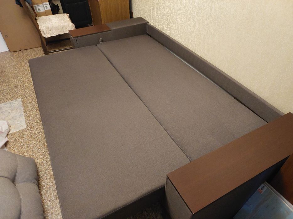 Диван  большой б.у.