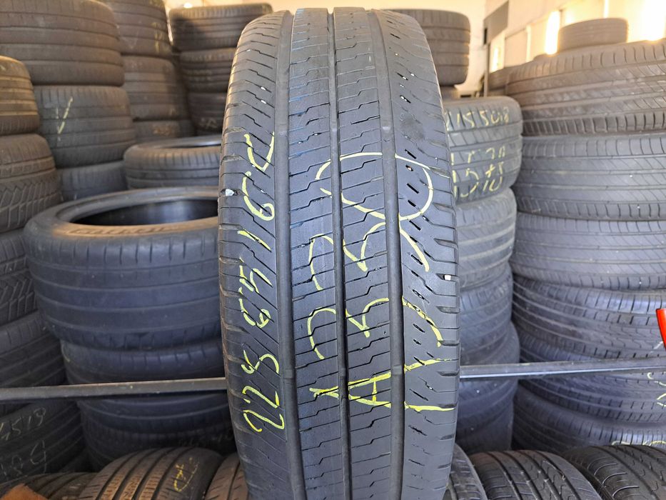 Opona 225/65/16 c Continental Van Contact Eco