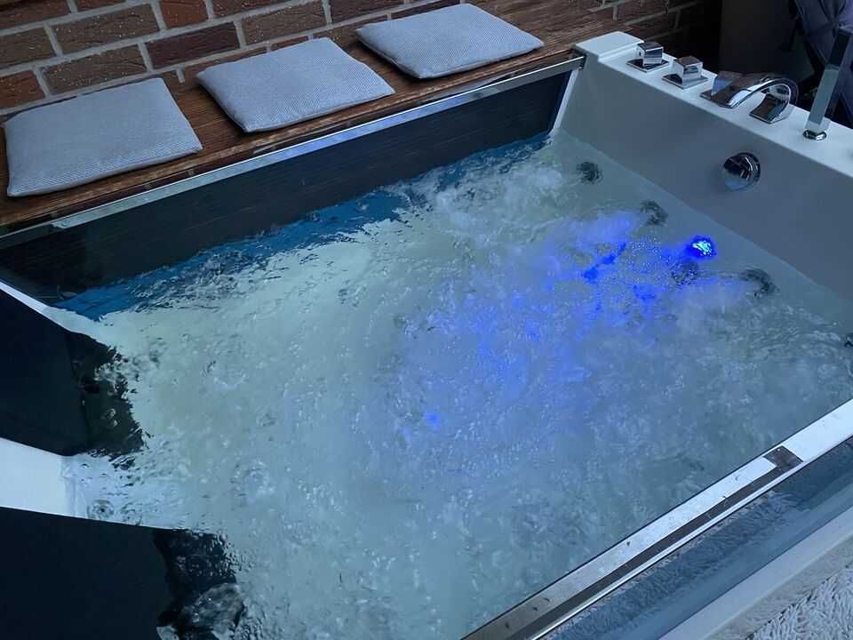 Wanna z hydromasażem masażem 2os akrylowa jacuzzi radio jacuzi jakuzi