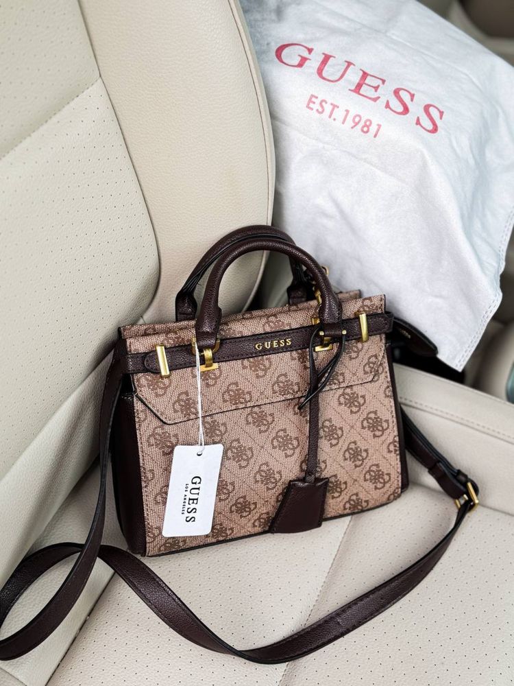 Нова сумка Guess