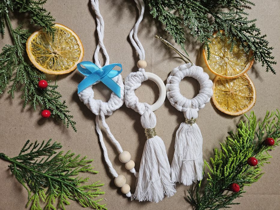 Ялинкові прикраси