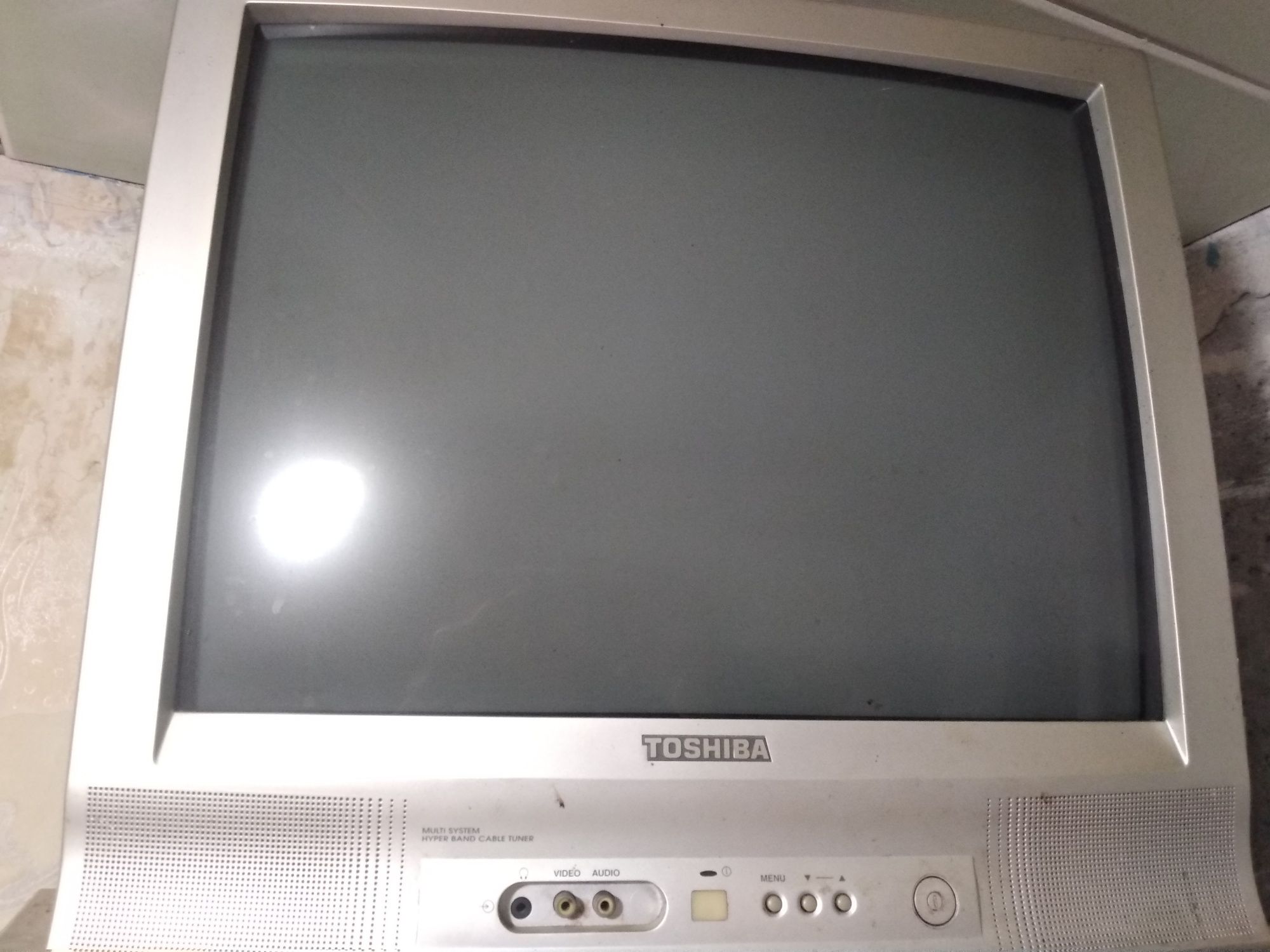 Телевизор Toshiba 21cv1r