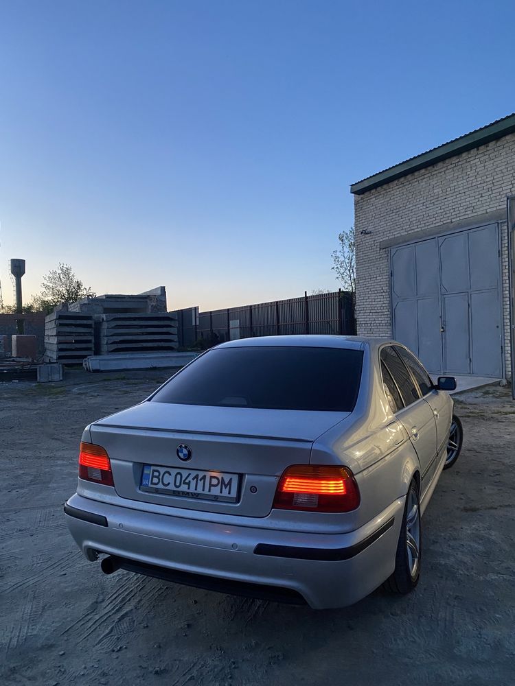 Продам BMW 530