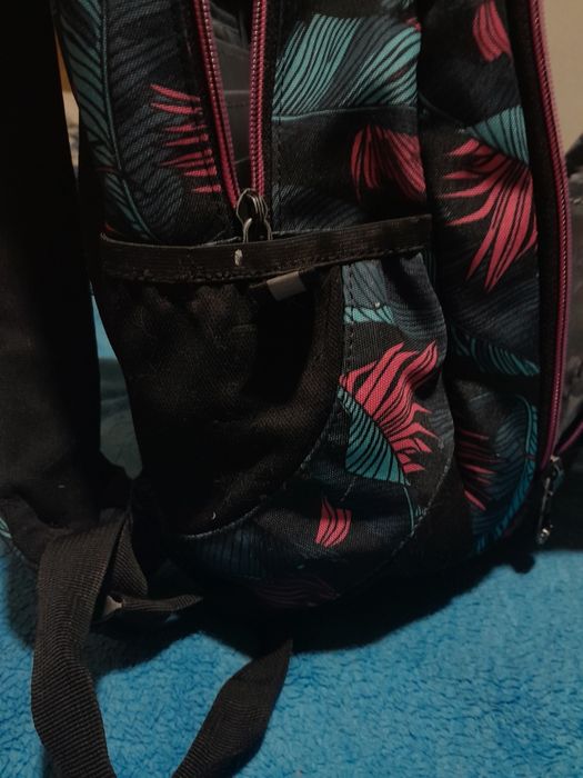 Продам шкільний рюкзак
