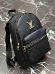 Plecaki nowe lv damskie