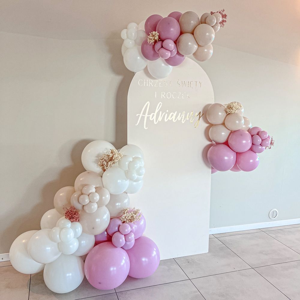 Dekoracja balonowa Ścianka balonowa / balony z helem / dekoracje stołu